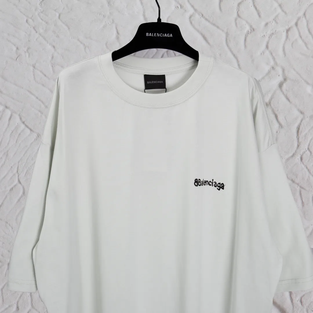 𝐁a𝐋en𝐂i𝐆a ：𝐁A𝐋EN𝐂IA𝐆A/ ；BB T ： 32 240 - # # 23ss Same Style ❗️❗️❗️ size：xs s m l